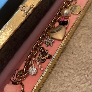 NIB Juicy Couture Winter Charm Bracelet